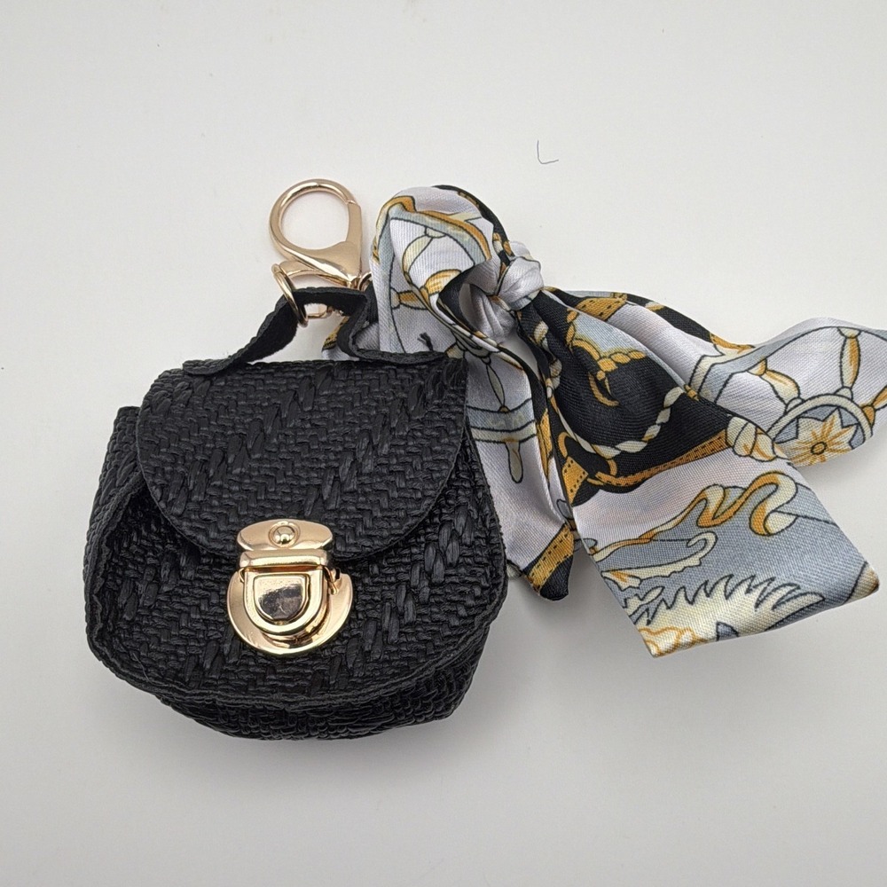 Black Woven Mini Bag Charm Key Chain, Floral Bow Accent, Gold Tone,‎ Women